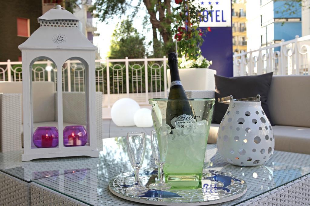 Hotel Bel Air Риччоне Екстер'єр фото